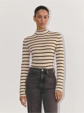 Everlane women’s The Funnel Neck in Cotton Cashmere powder/black stripe Sz M NWT